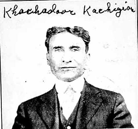 Kachigian [Khachigian], Khachadoor