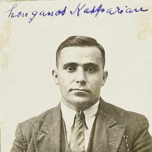 Kasparian, Henganas